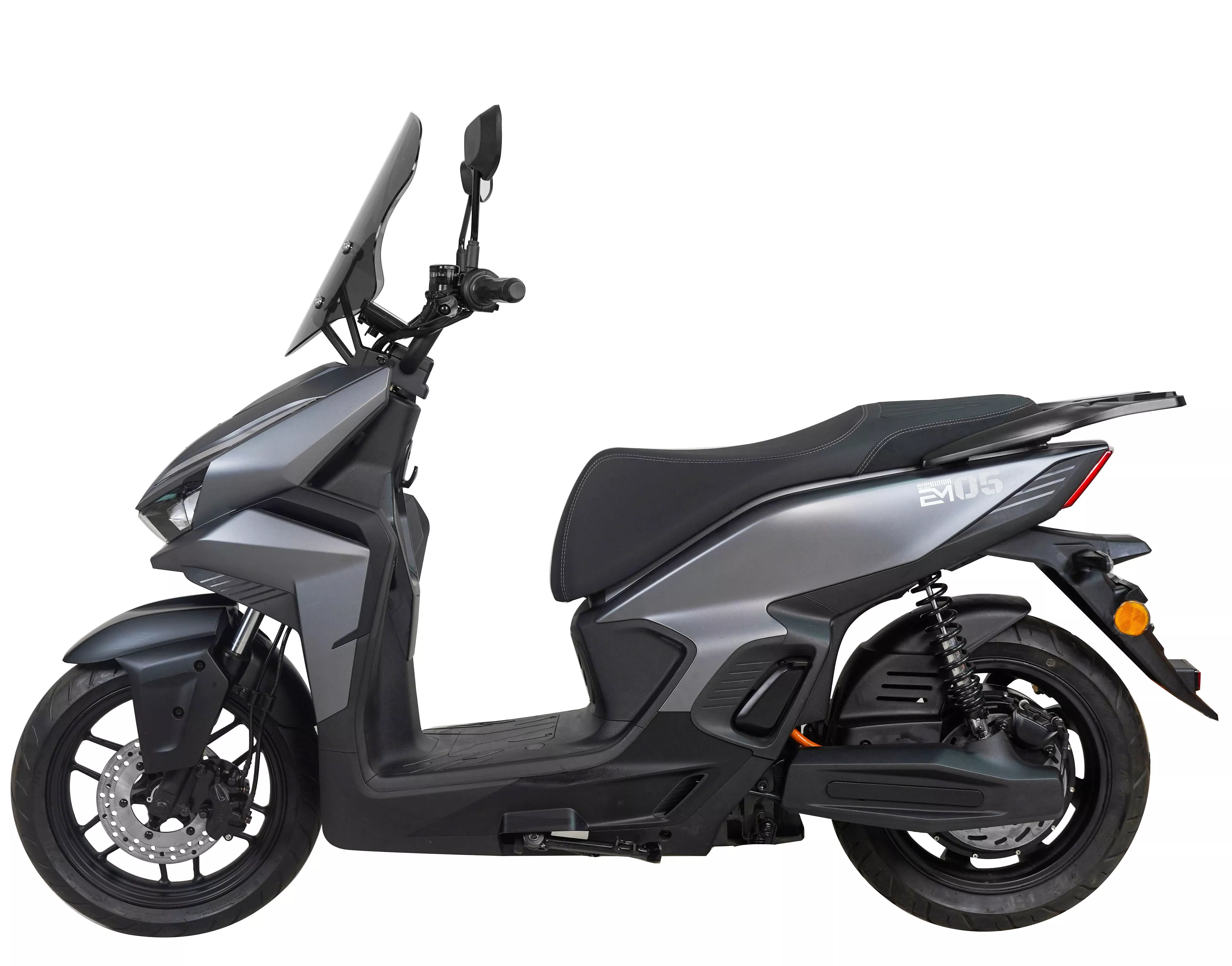 EM05
